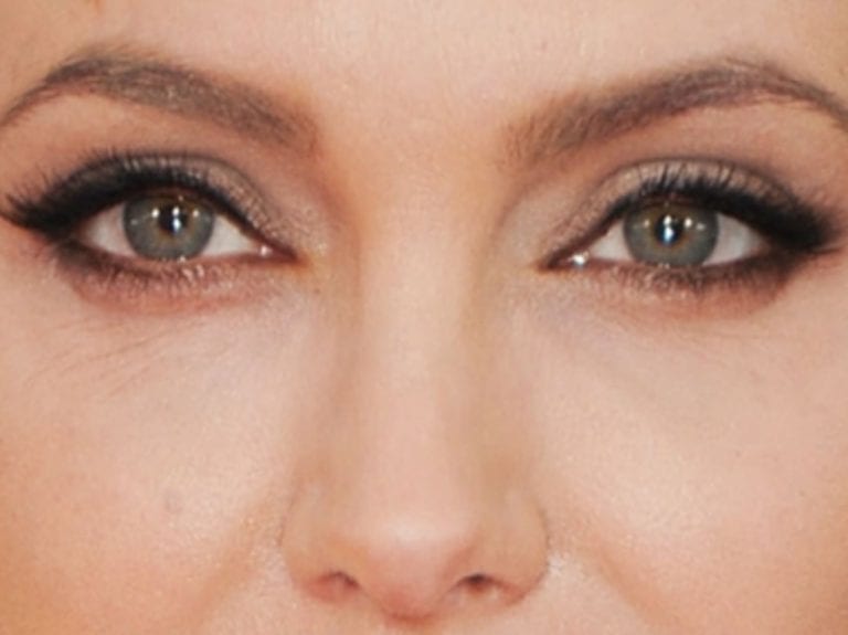 Get The Look Angelina Jolie S Golden Globe Eyes The Frisky