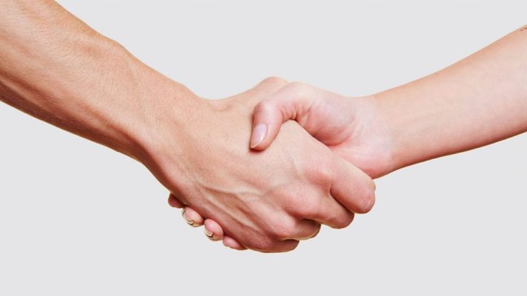 what-s-in-a-handshake-a-clue-to-whether-or-not-you-re-hirable