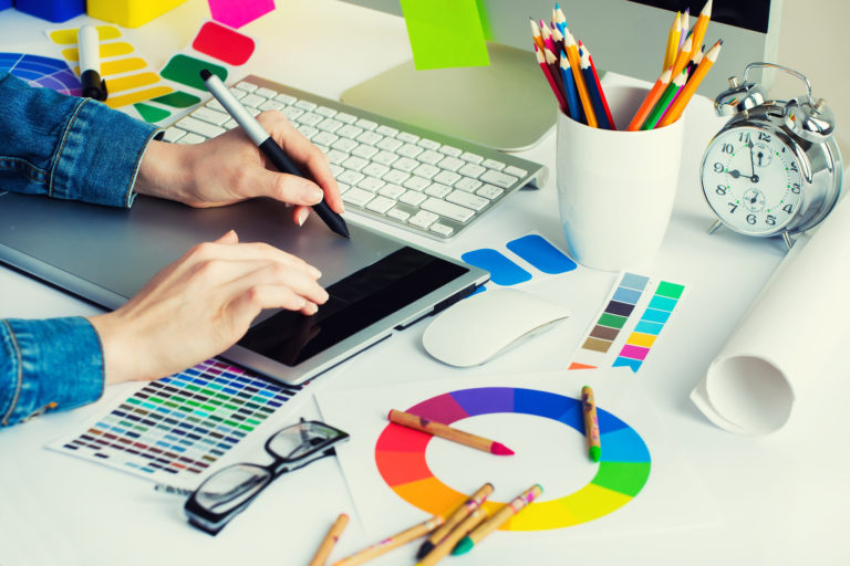 5 Essential Tools for Graphic Designers – 2020 Guide
