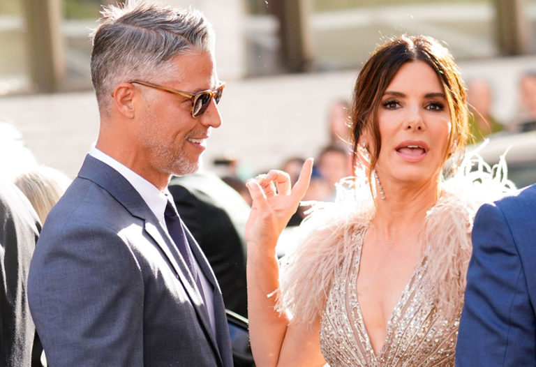 Sandra Bullock was married last year? - The Frisky