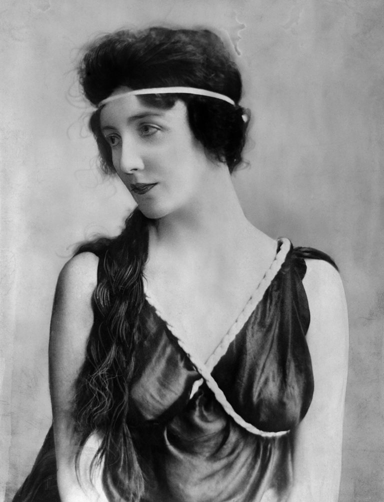 Unearthing Audrey Munson, Hollywood’s First Nude Actress - The Frisky