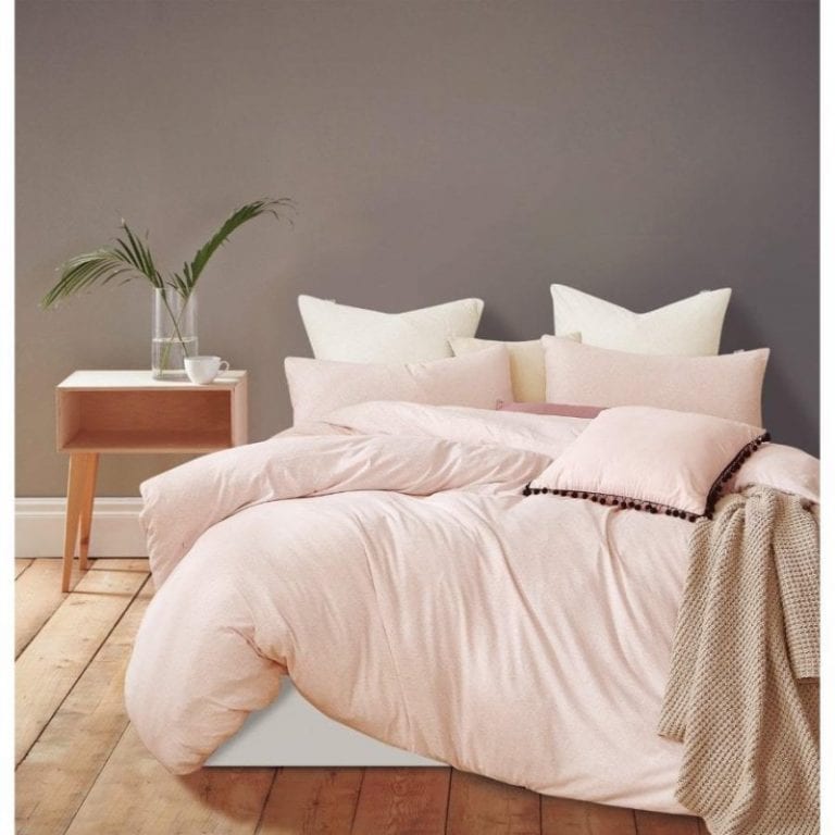 How to Choose the Best Bed Linen The Frisky