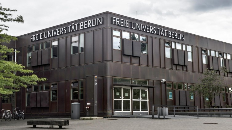 creative writing university berlin