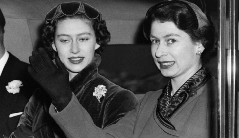 The Differences Between Queen Elizabeth Ii And Princess Margaret The Frisky