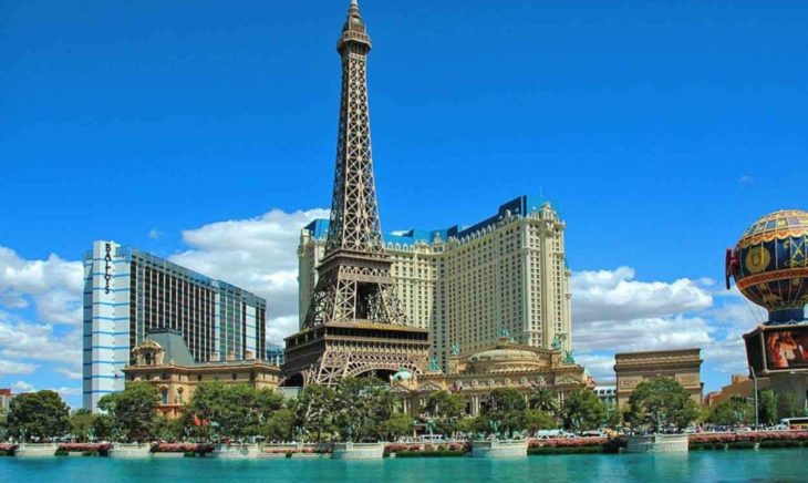 Frisky City Guide: 10 Things To Do In Las Vegas - The Frisky