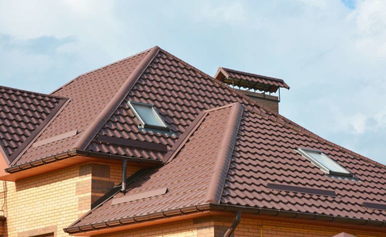 Things to consider when choosing a Roofing Company - The Frisky