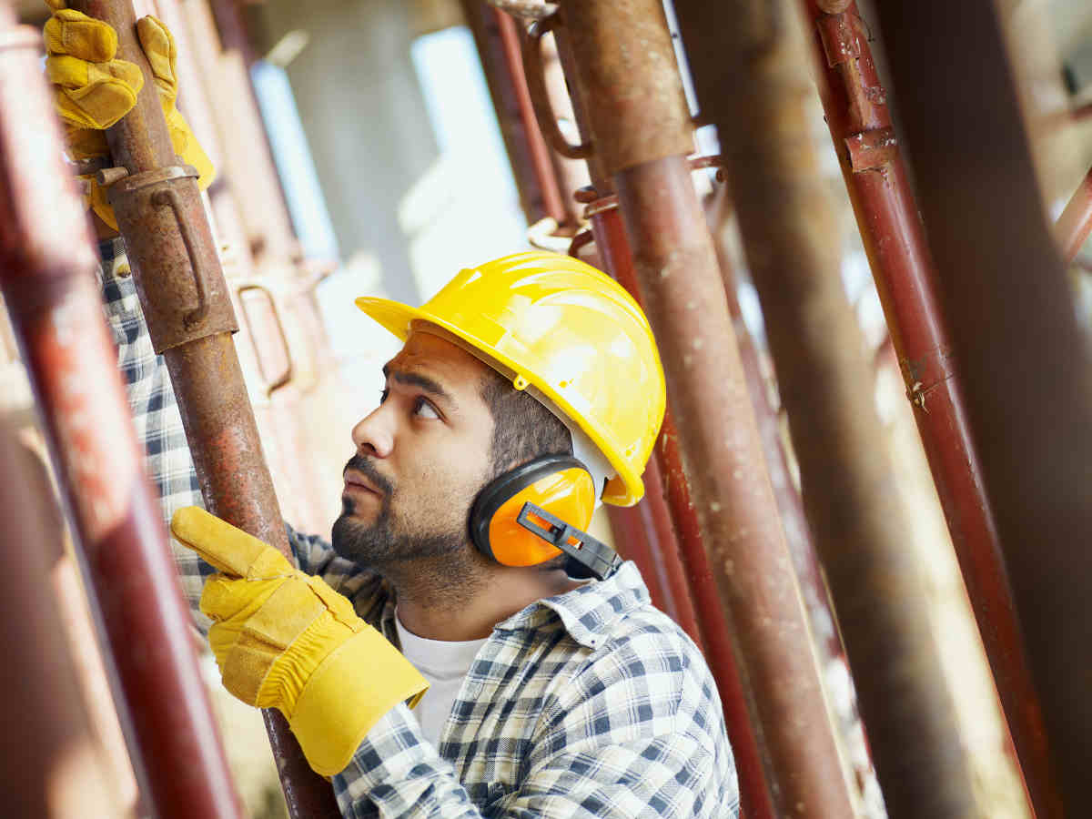 How to keep yourself safe on a construction site The Frisky