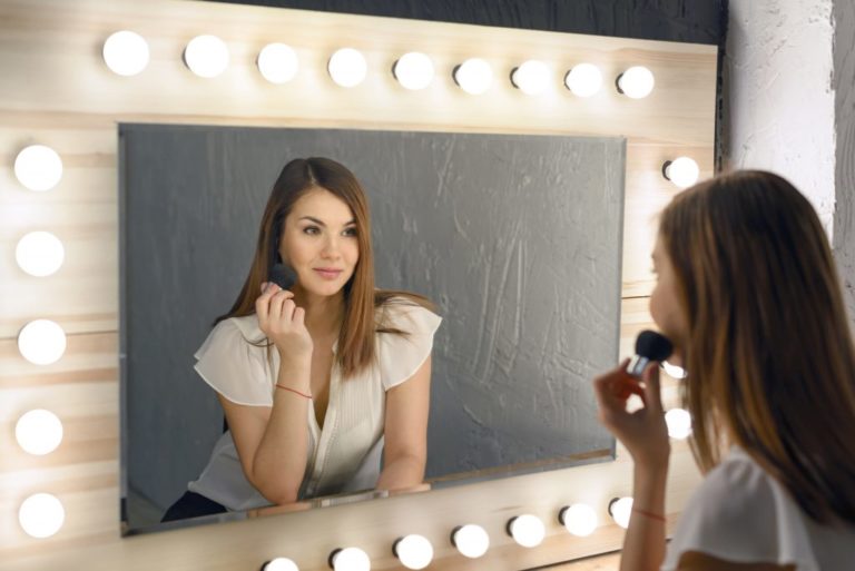 Lighted Makeup Mirrors Everything You Need to Know The Frisky