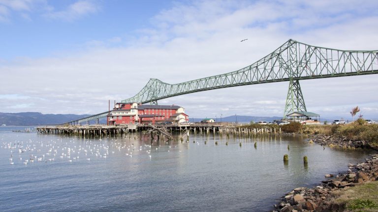Cities That Surprise Astoria Oregon The Frisky