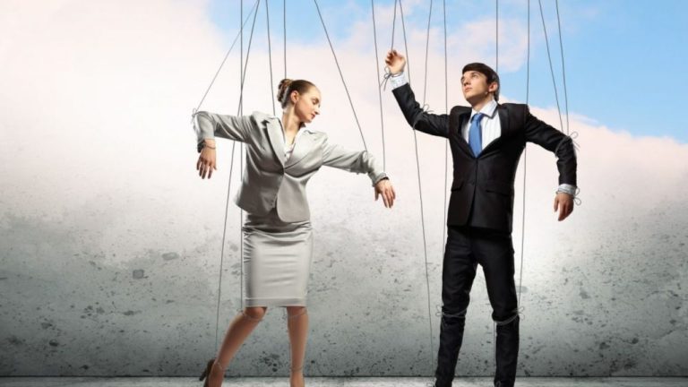 Mental Manipulation How does it Work? The Frisky