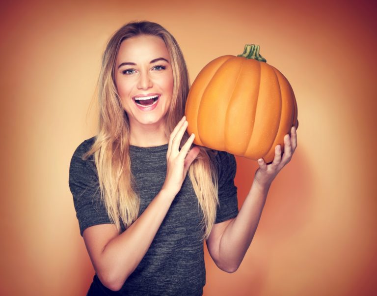 10 Reasons I’m Thankful To Be Single (Again) This Thanksgiving
