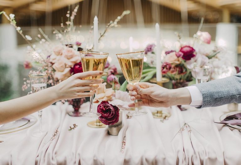 How to Plan the Perfect Dinner Party for a Wedding Anniversary The Frisky