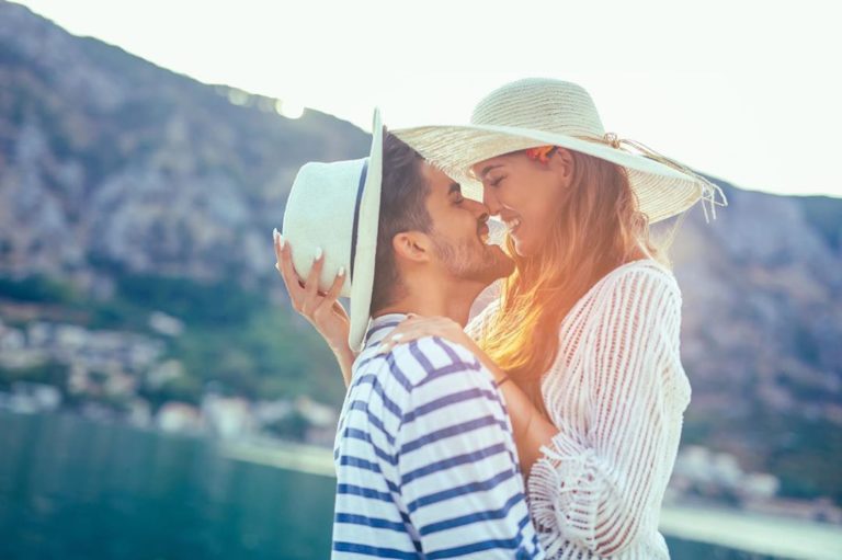 Wanderlust: Why It’s Easier To Meet Men On Vacation