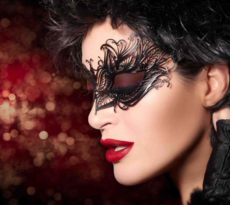 What to Wear to a Masquerade Party - The Frisky