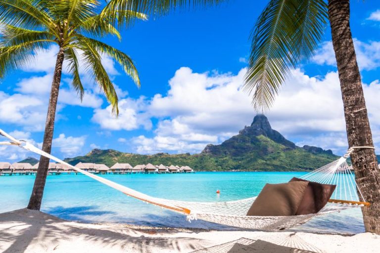 6 Reasons To Visit Bora Bora in 2023 - The Frisky