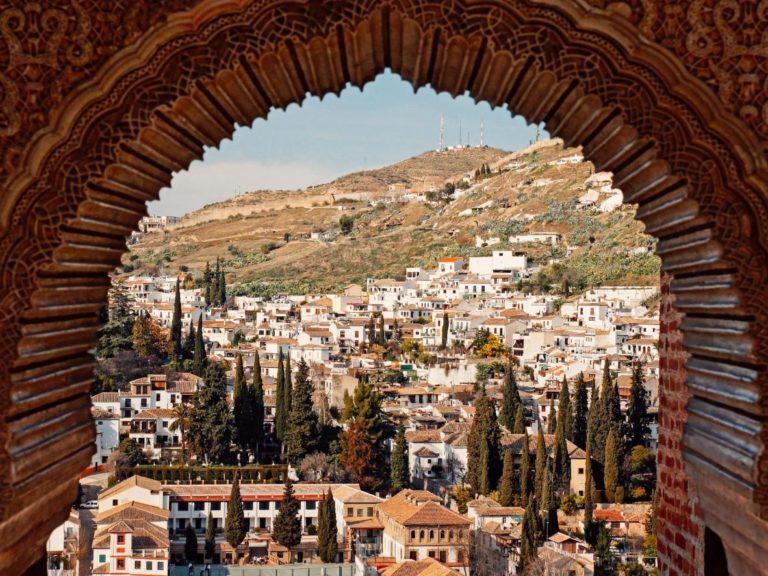 5 Essential Tips For A Memorable & Fun Visit To The Alhambra In Granada, Spain The Frisky