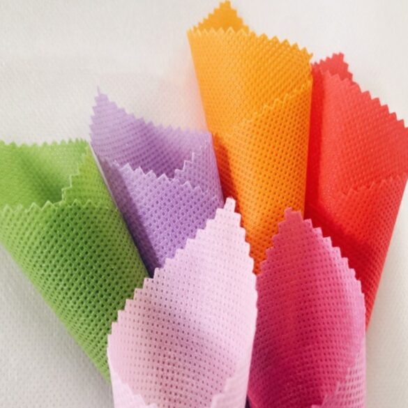 5 Main Differences Between Woven and NonWoven Fabric The Frisky