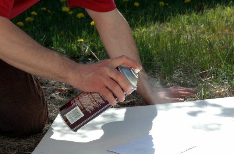 Different Types of Spray Adhesive Choosing the Right One for Your