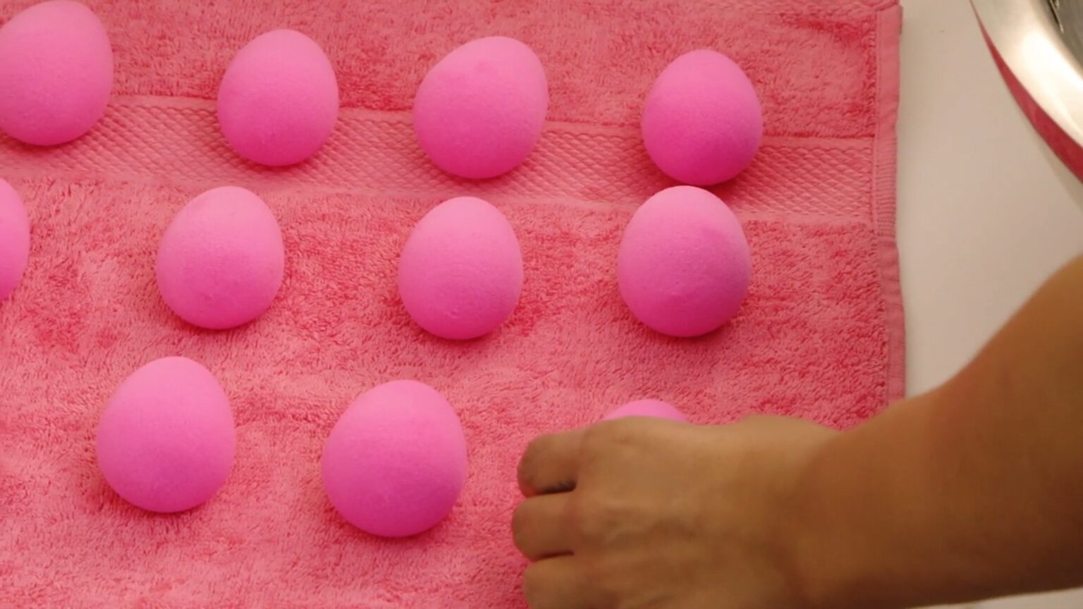 How to Clean Beautyblender in a Microwave Revive Your Makeup Sponge