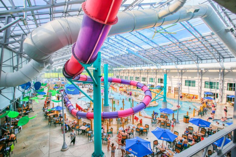 5 Reasons to Stay at a Hotel With Indoor Water Park in Michigan - The ...