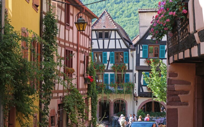 Reasons to Visit Small Towns When Traveling to Europe - The Frisky