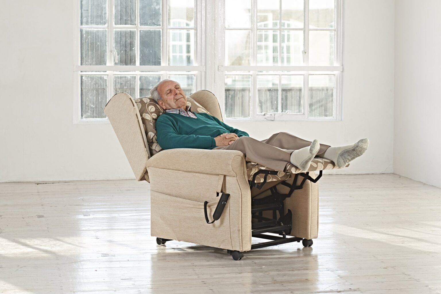 9 Remarkable Health Benefits of a Reclining Chair The Frisky