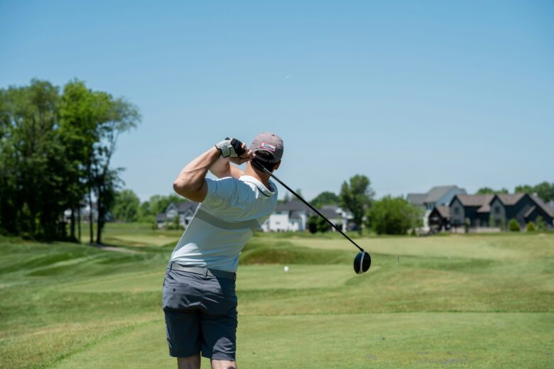 man play a golf
