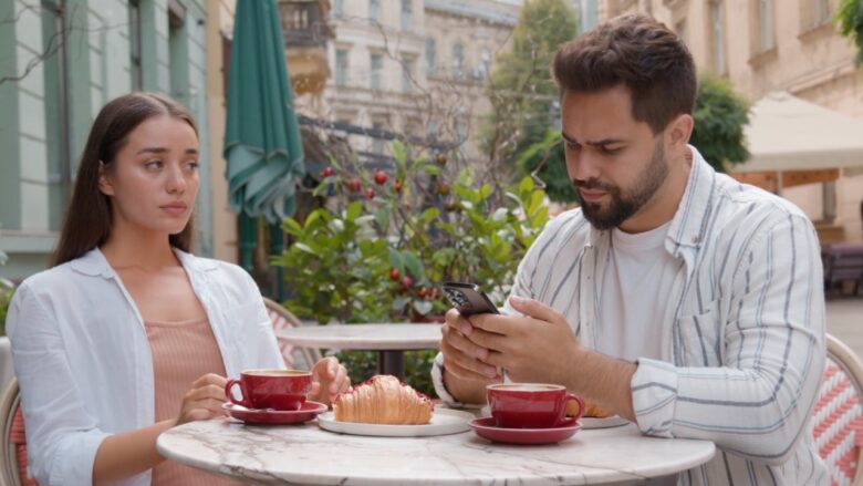 The Dating Patterns We Repeat Without Realizing It
